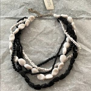 🔴 Layered black and white beaded necklace